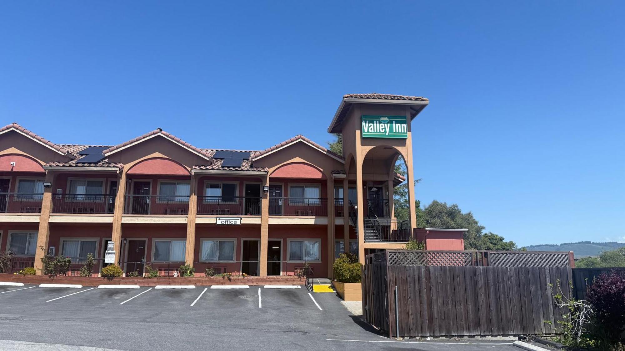 Valley Inn Watsonville Exterior photo